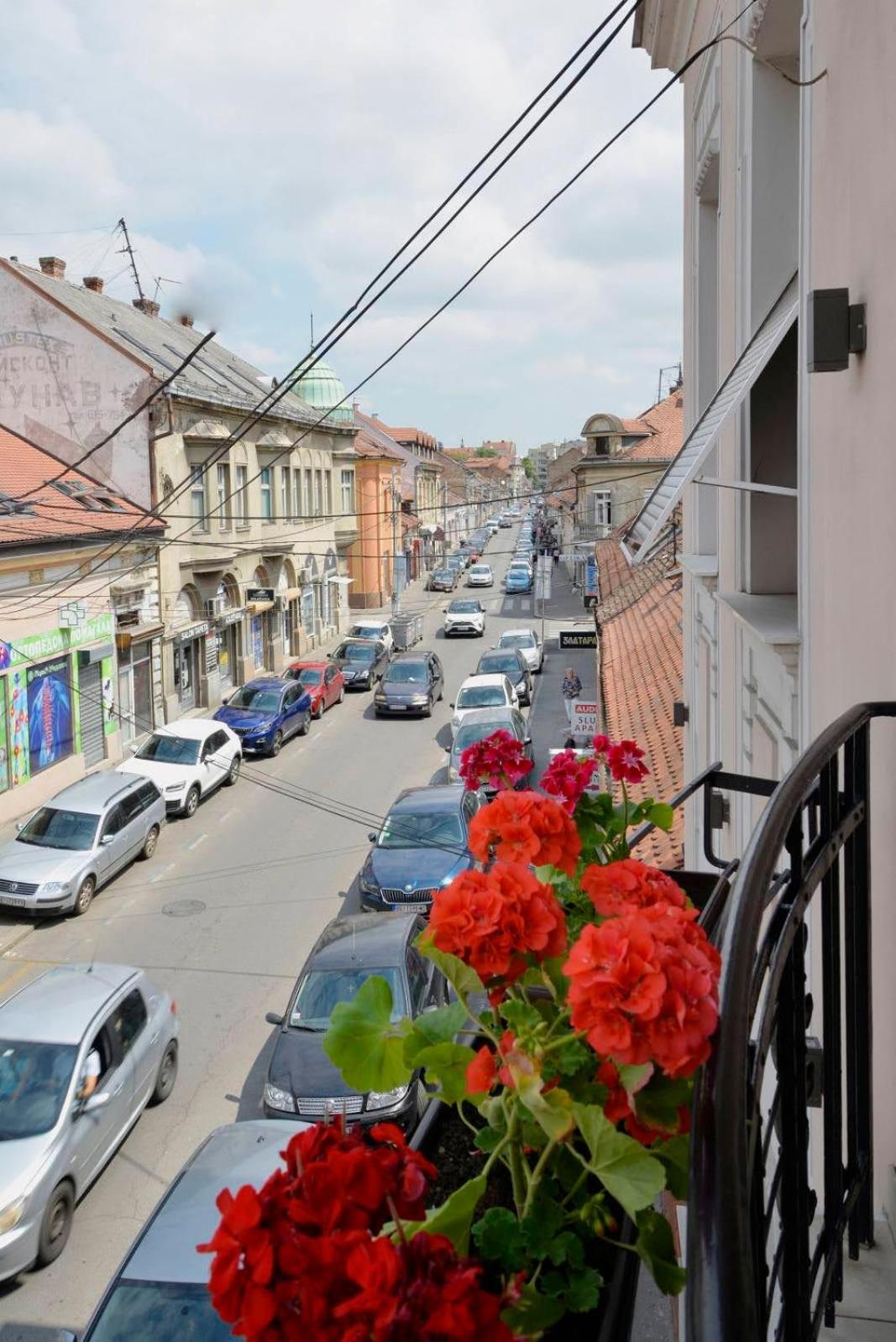 Zemun Center Lux 3 Bedroom *