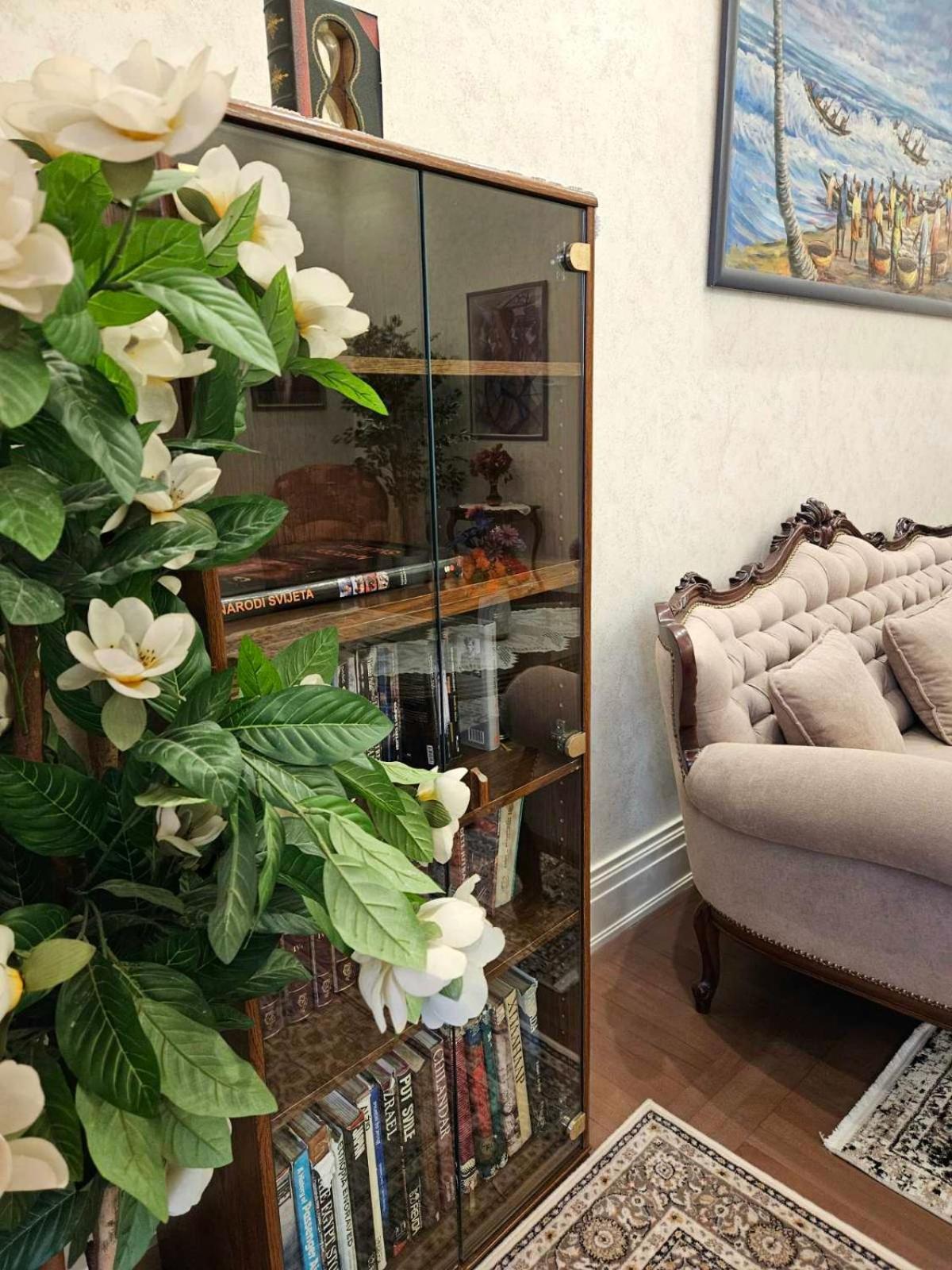 Daire Zemun Center Lux 3 Bedroom *