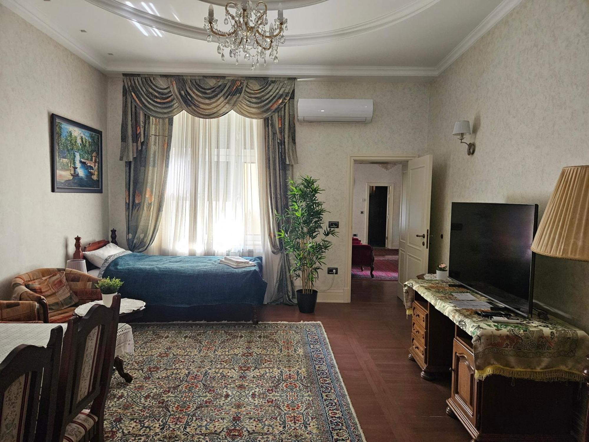 Zemun Center Lux 3 Bedroom Apartment Belgrad