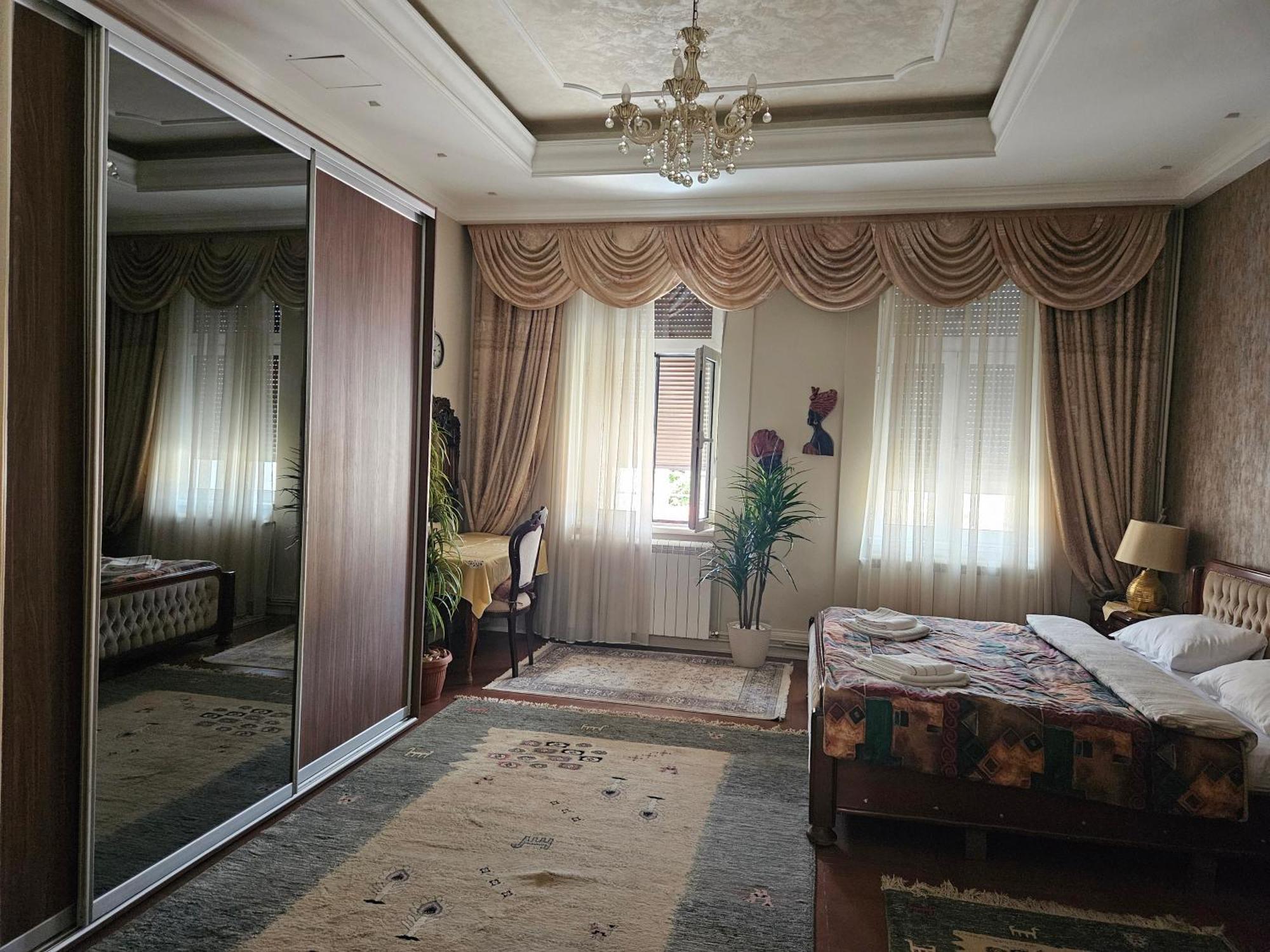 Daire Zemun Center Lux 3 Bedroom Belgrad